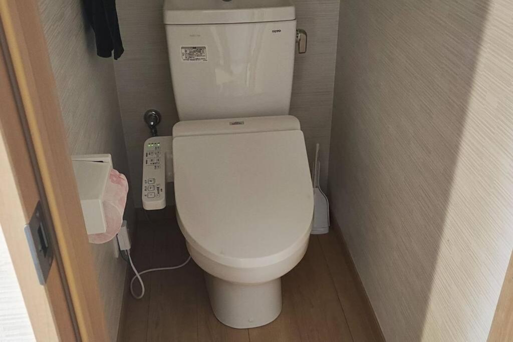 Appartamento 全新上线花跡民宿4号館301，关西机场直达萩之茶屋出站1分钟！难波，心斋桥4分钟车程！ Osaka